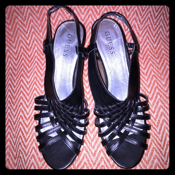 Guess Wedges - Picture 1 of 3